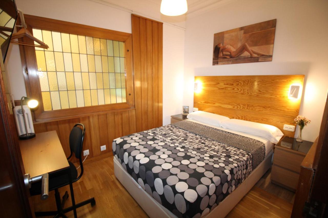 ברצלונה Nuevo Balmes Habitaciones מראה חיצוני תמונה