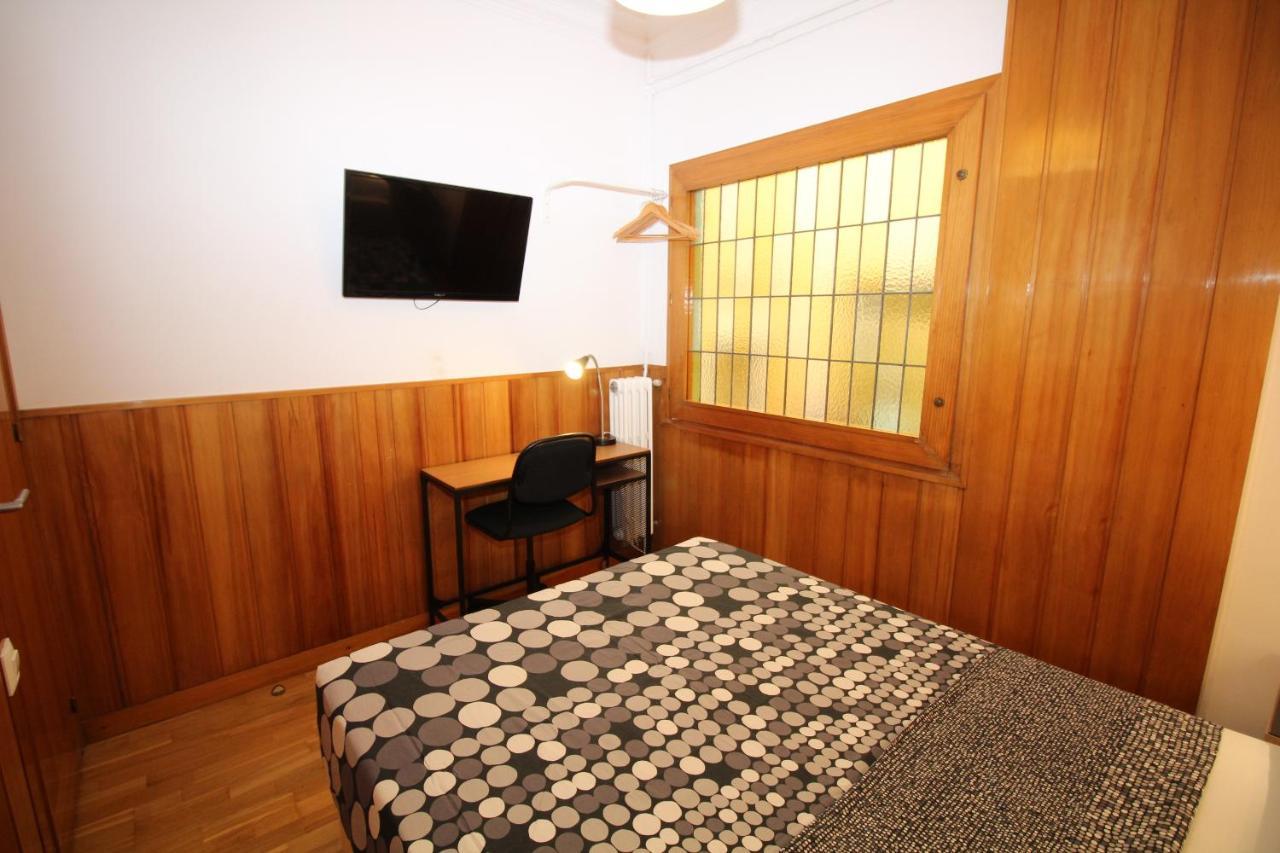 ברצלונה Nuevo Balmes Habitaciones מראה חיצוני תמונה